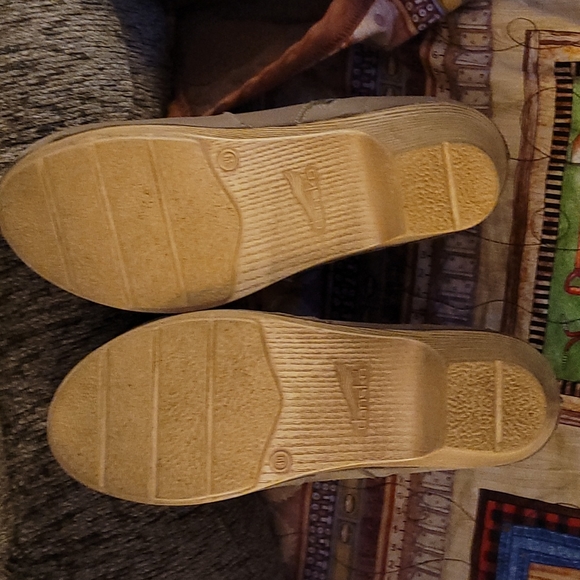 Dansko Maria Nubuck Clog Bootie - Picture 3 of 5